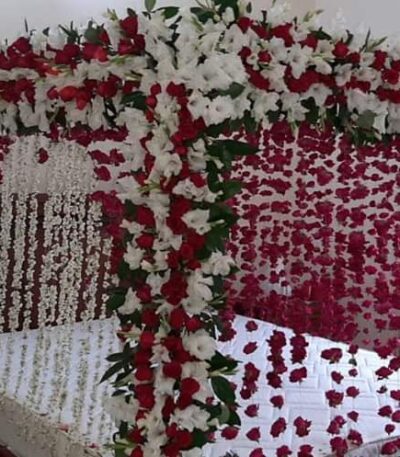 Full room decoration package with flowers and gifts