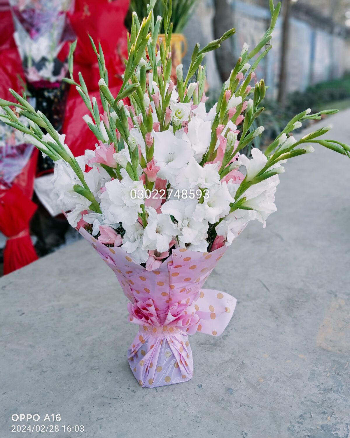 Special glide bouquet delevery sargodha city
