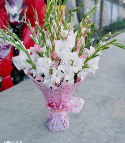 Special glide bouquet delevery sargodha city