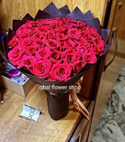 Fresh red roses with same-day delivery in Sargodha"