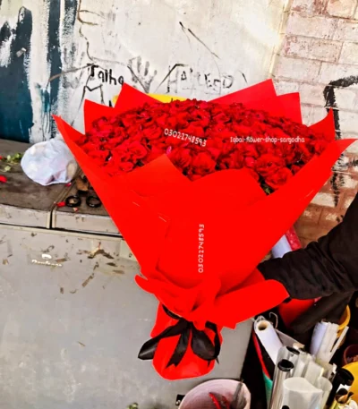 red roses bouquet fresh flower in sargodha free delivery sargodha city iqbal flower shop sargodha