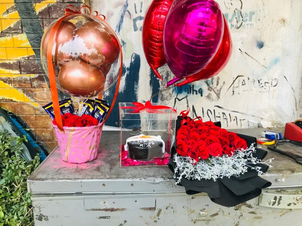 "Customized balloon box with name tag – Sargodha gift shop"