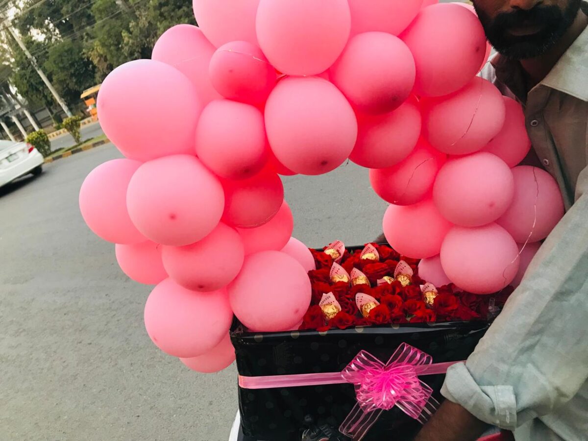 alentine’s Day red bouquet from Iqbal Flower Shop Sargodha" 4. "Premium red rose hand-tied bouquet Sargodha" 5. "Fresh red roses with same-day delivery in Sargodha"