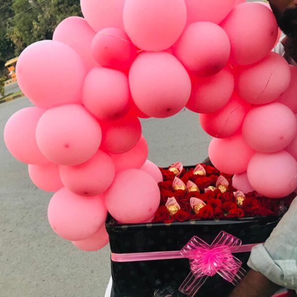 alentine’s Day red bouquet from Iqbal Flower Shop Sargodha" 4. "Premium red rose hand-tied bouquet Sargodha" 5. "Fresh red roses with same-day delivery in Sargodha"