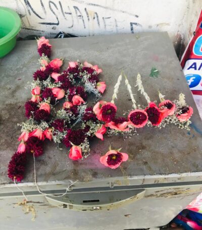 Freshly picked, high-quality flowers Customizable colors and flower types to match your wedding theme Designed by expert florists for a cohesive, elegant look Available for delivery or local pickup