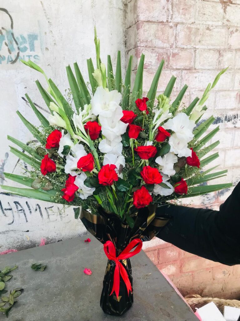 Premium red rose hand-tied bouquet Sargodha