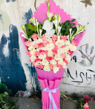 Premium bouquet with imported roses – Sargodha