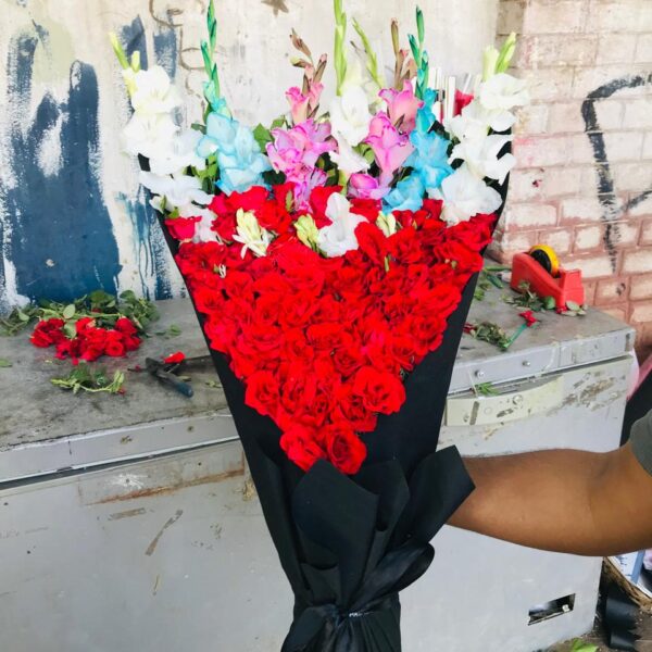 Fresh red roses with same-day delivery in Sargodha"