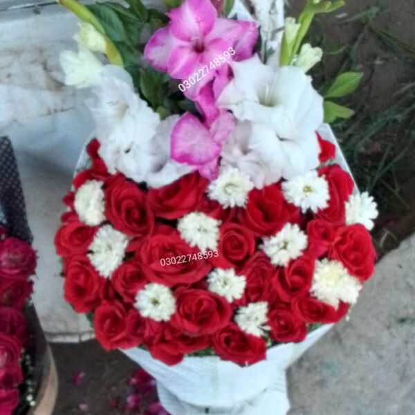 fresh flower bouquet online flower fhop saergodha delivder sargogha 03022748593